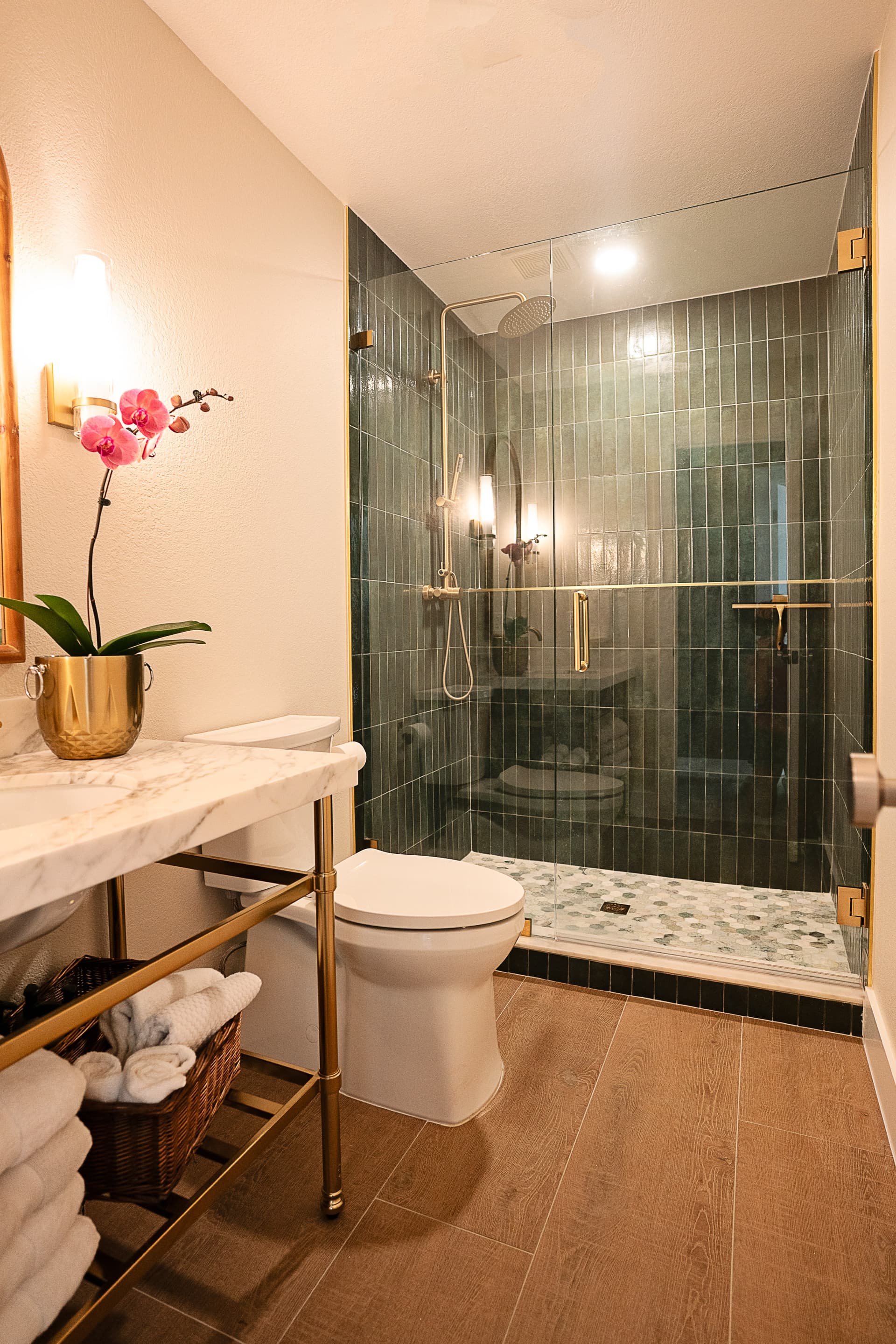 Bathroom remodel Austin TX - 511 Pebblestone photo 1