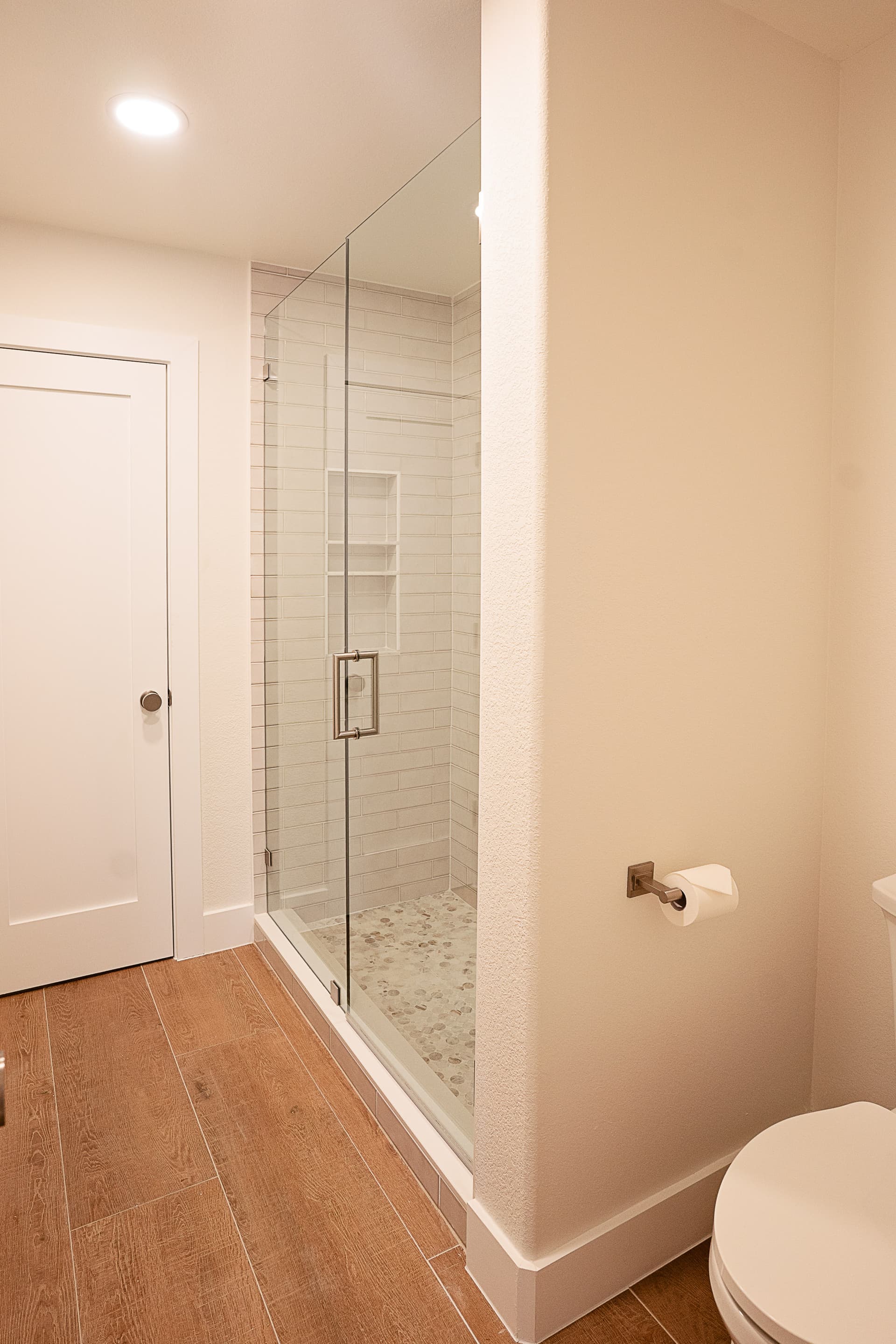 Bathroom remodel Austin TX - 511 Pebblestone photo 5